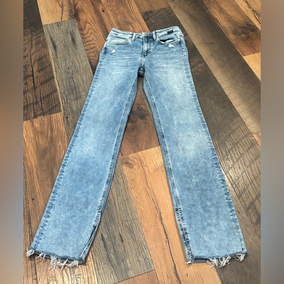 Mavi Maria Hem Slit High Rise
Flare Jean size 26 × 32. Great condition! - Picture 2 of 16